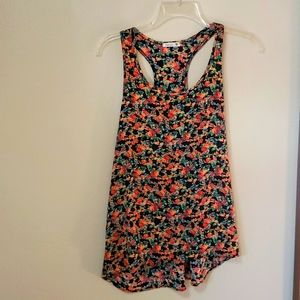 Hi-lo flowy racer-back tank top
